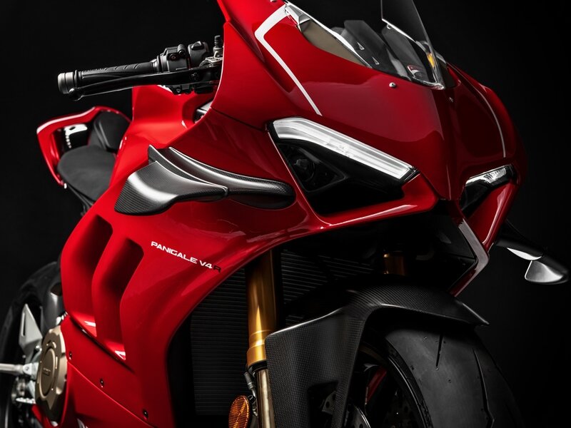 Ducati Diavel 1260S version 2019: Đánh giá thông số và giá xe